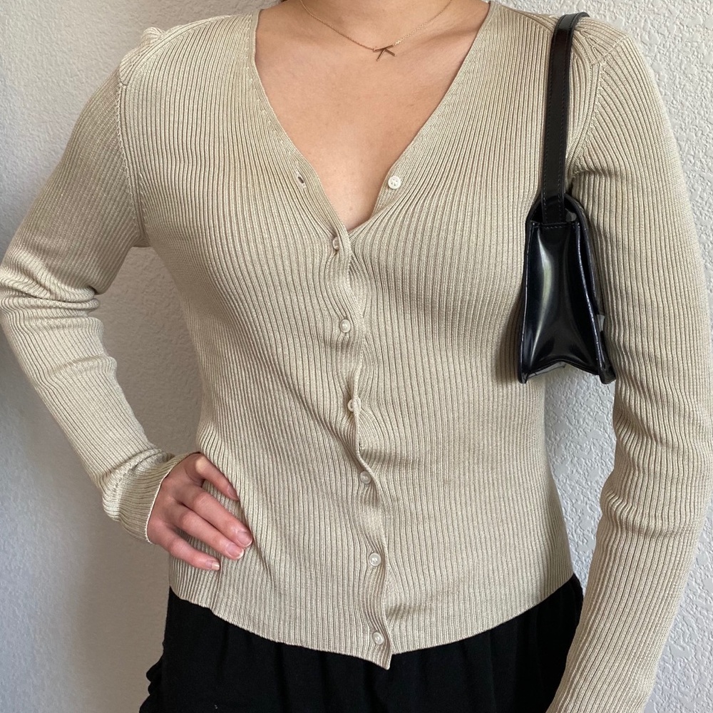 Tan Vintage Cardigan - Picture 2 of 7